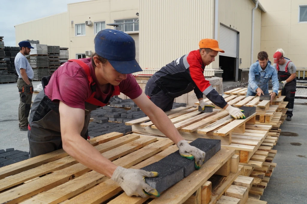 2-0-min.jpg 2-0-min.jpg