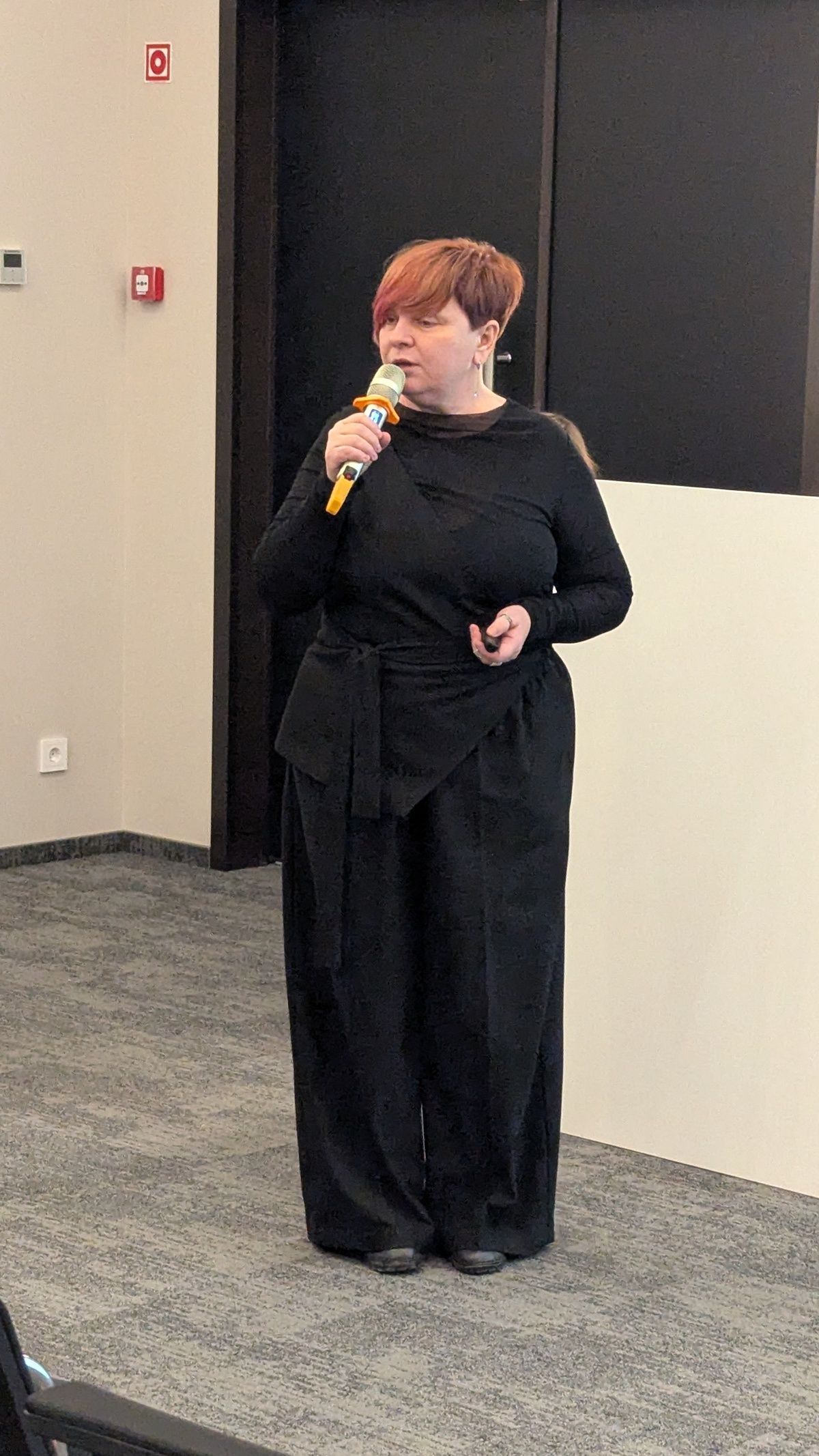 trashed-1767359421-PXL_20251203_131002950.jpg trashed-1767359421-PXL_20251203_131002950.jpg