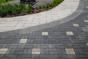 Купите квадратную тротуарную плитку от производителя «Поревит»